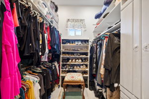 Primary Closet (1)