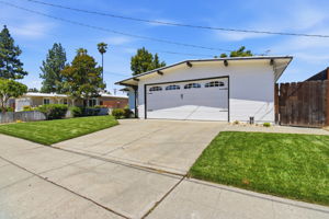 002_F8_774 Mariposa Ave