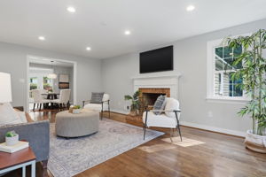 08-Family Room