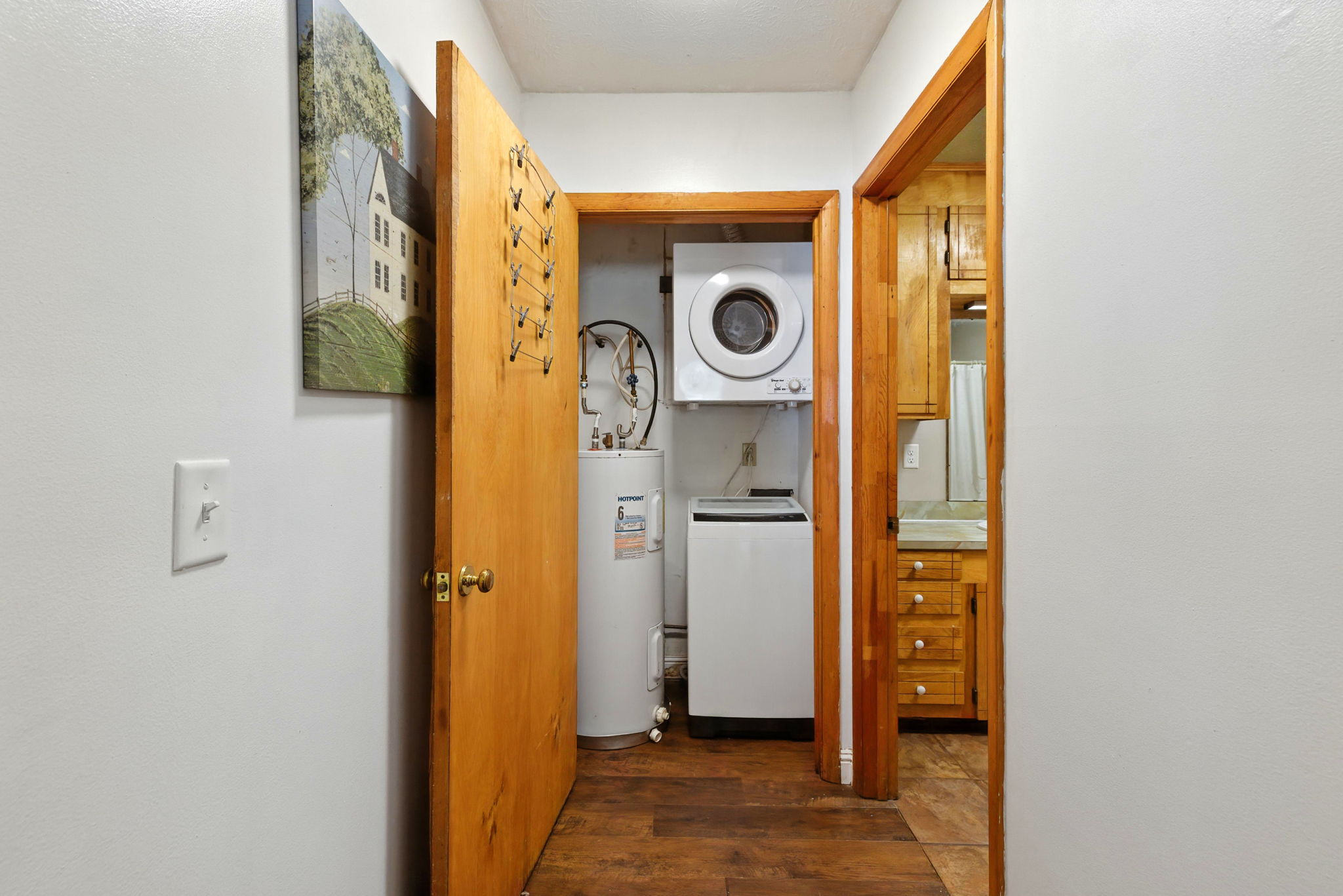  Photo 48