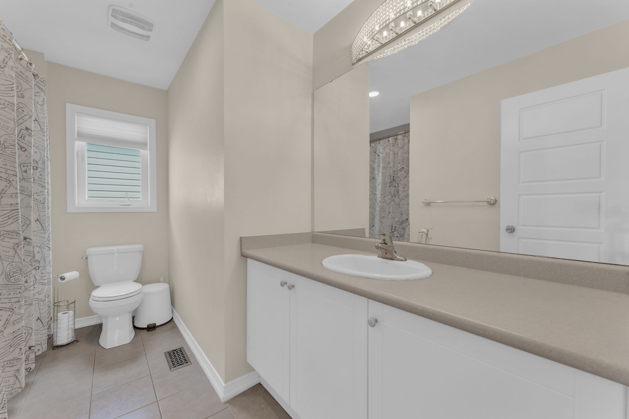 Bathroom Upper
