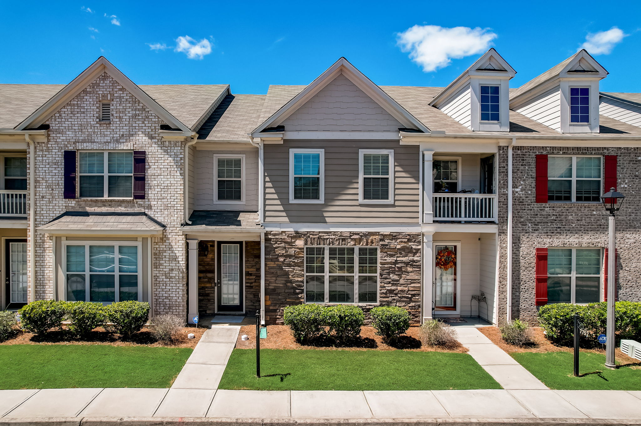 Rutgers Cir-002