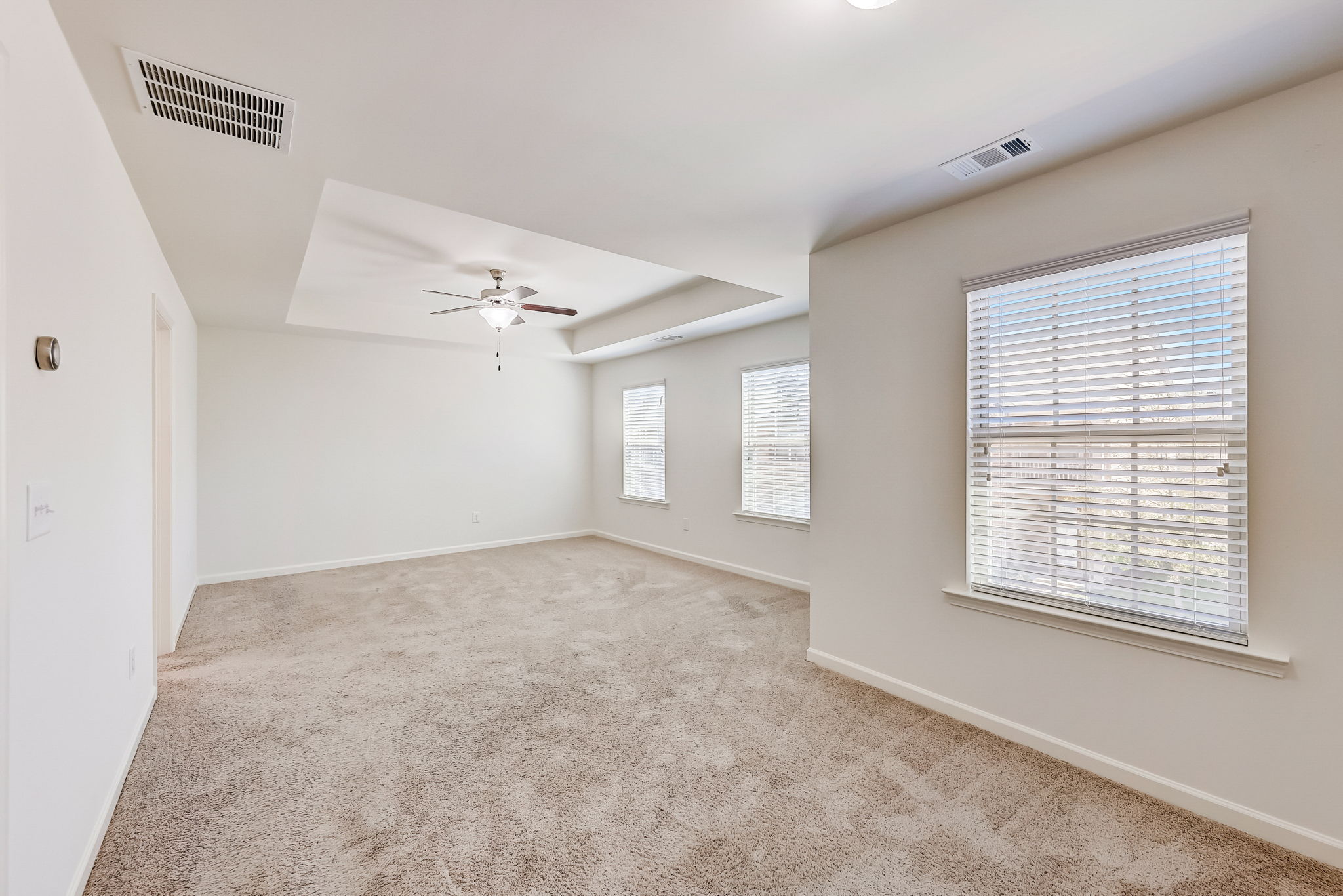 Rutgers Cir-022