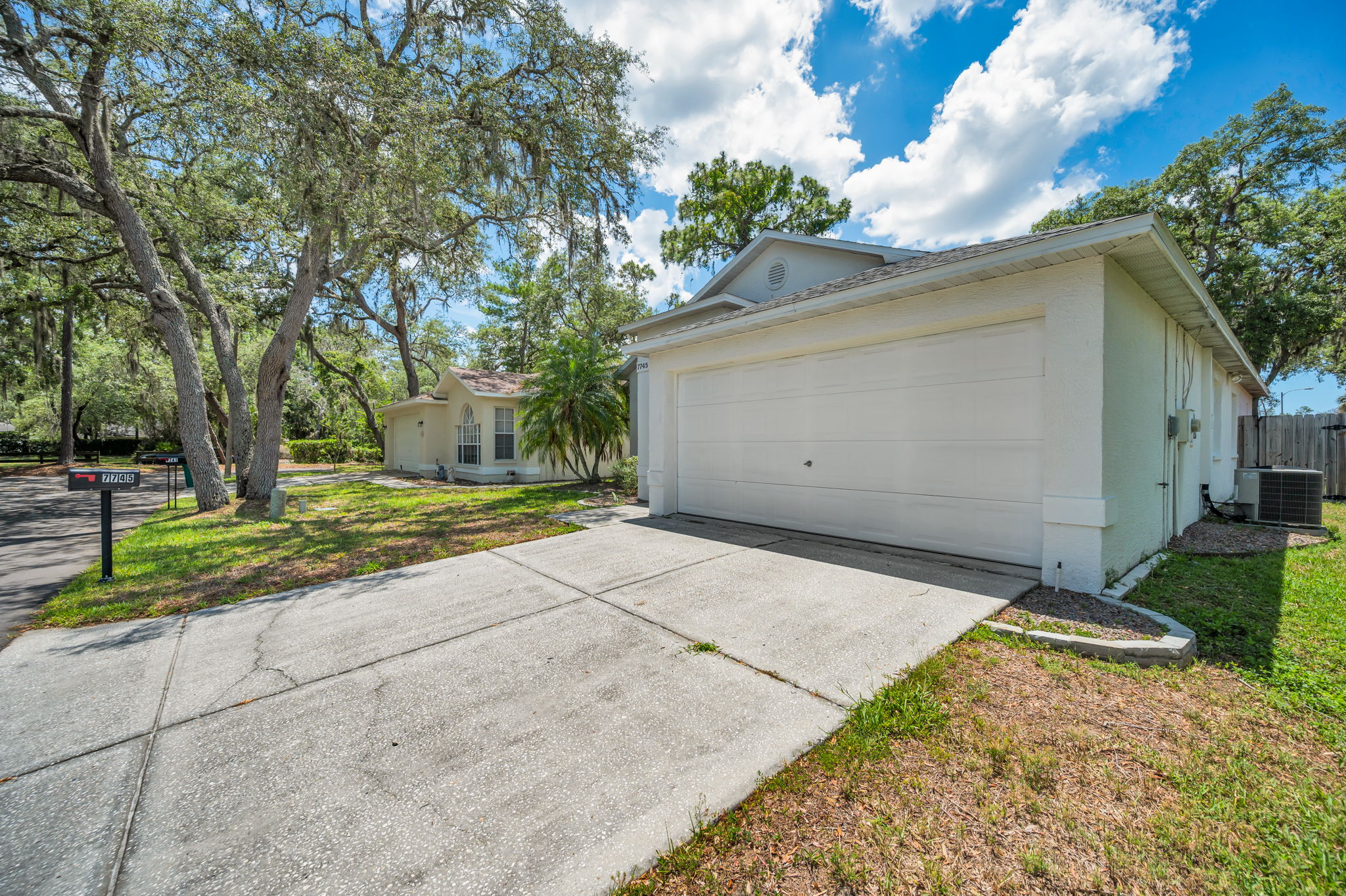 Front Exterior5