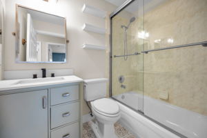 Bathroom2