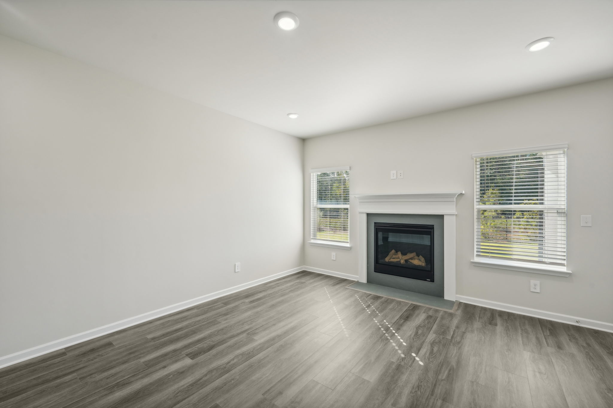 Atlanta - Creekside at Oxford Park - 7746 Plymouth Dr, Fairburn, GA 30213 - 013