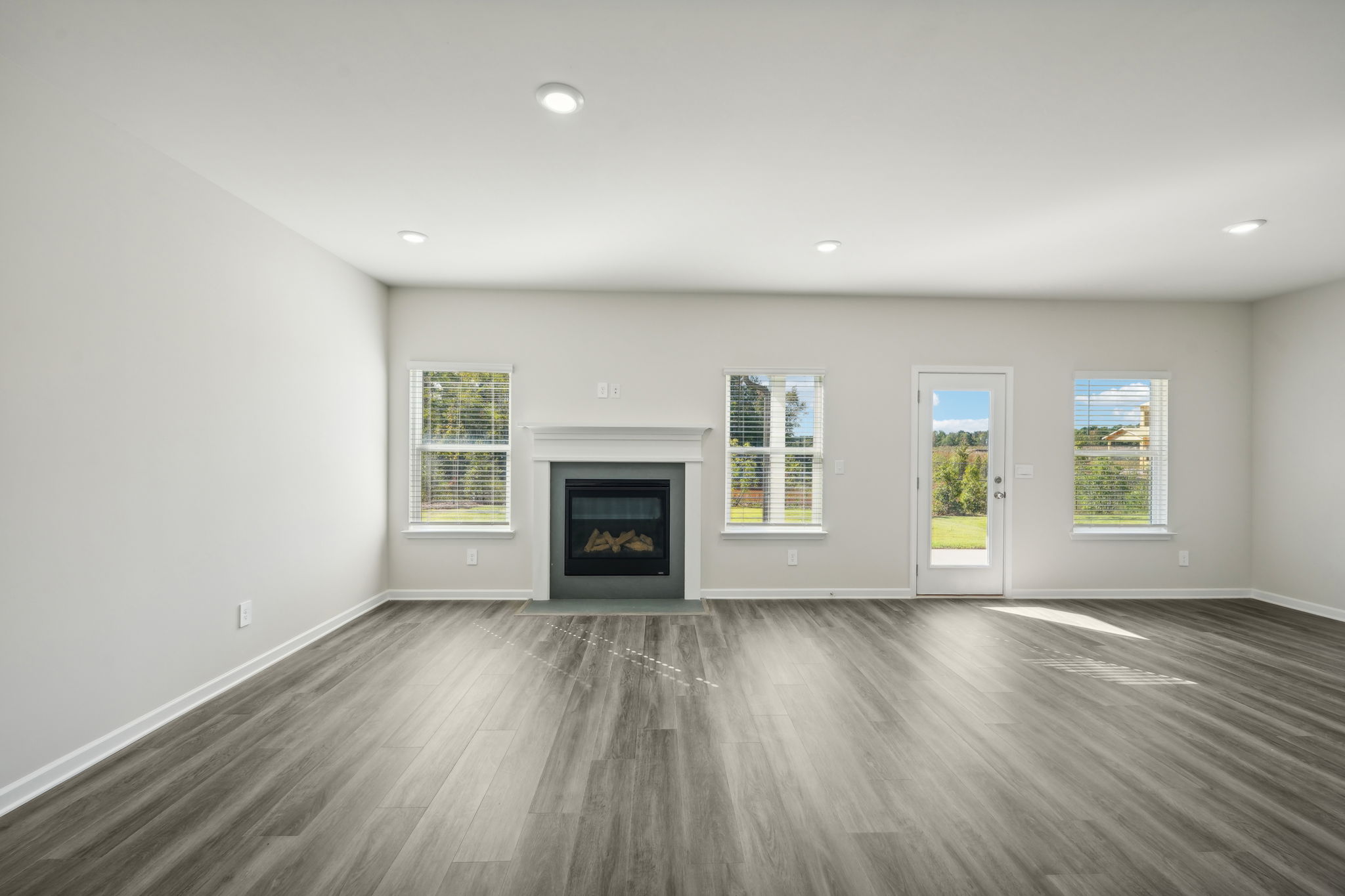 Atlanta - Creekside at Oxford Park - 7746 Plymouth Dr, Fairburn, GA 30213 - 014