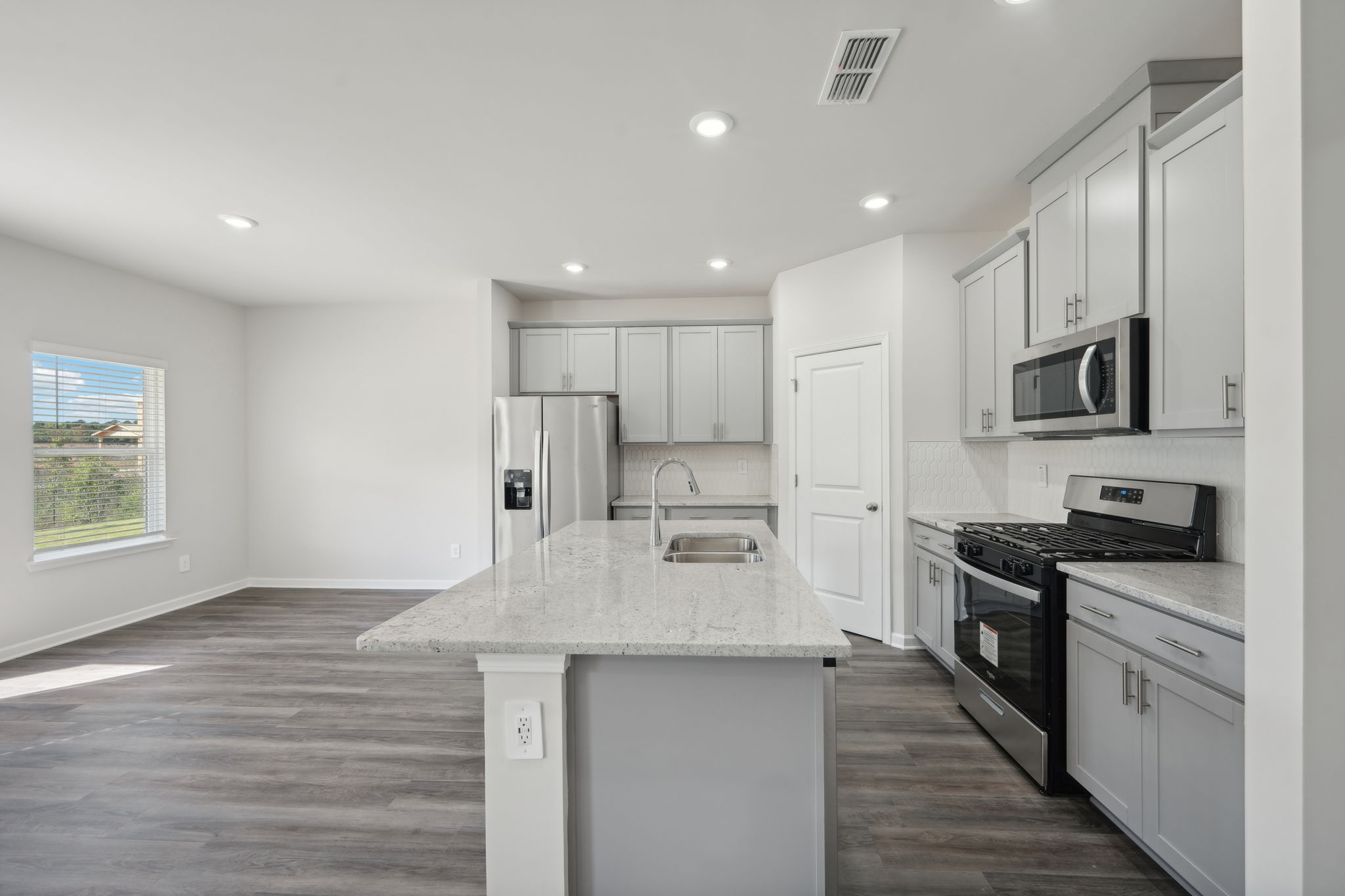 Atlanta - Creekside at Oxford Park - 7746 Plymouth Dr, Fairburn, GA 30213 - 022