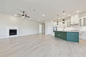 7749Pondview_015