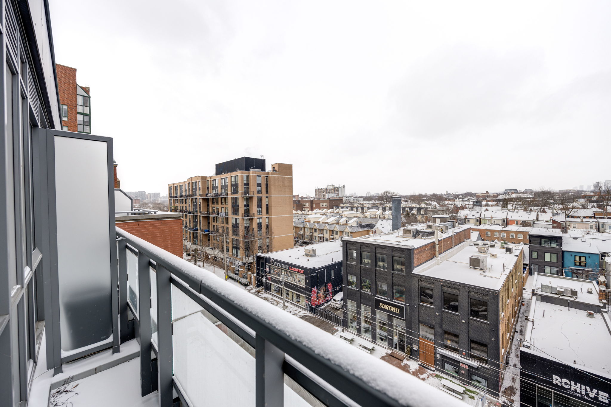 Toronto property showcase — delivered property photograph 26