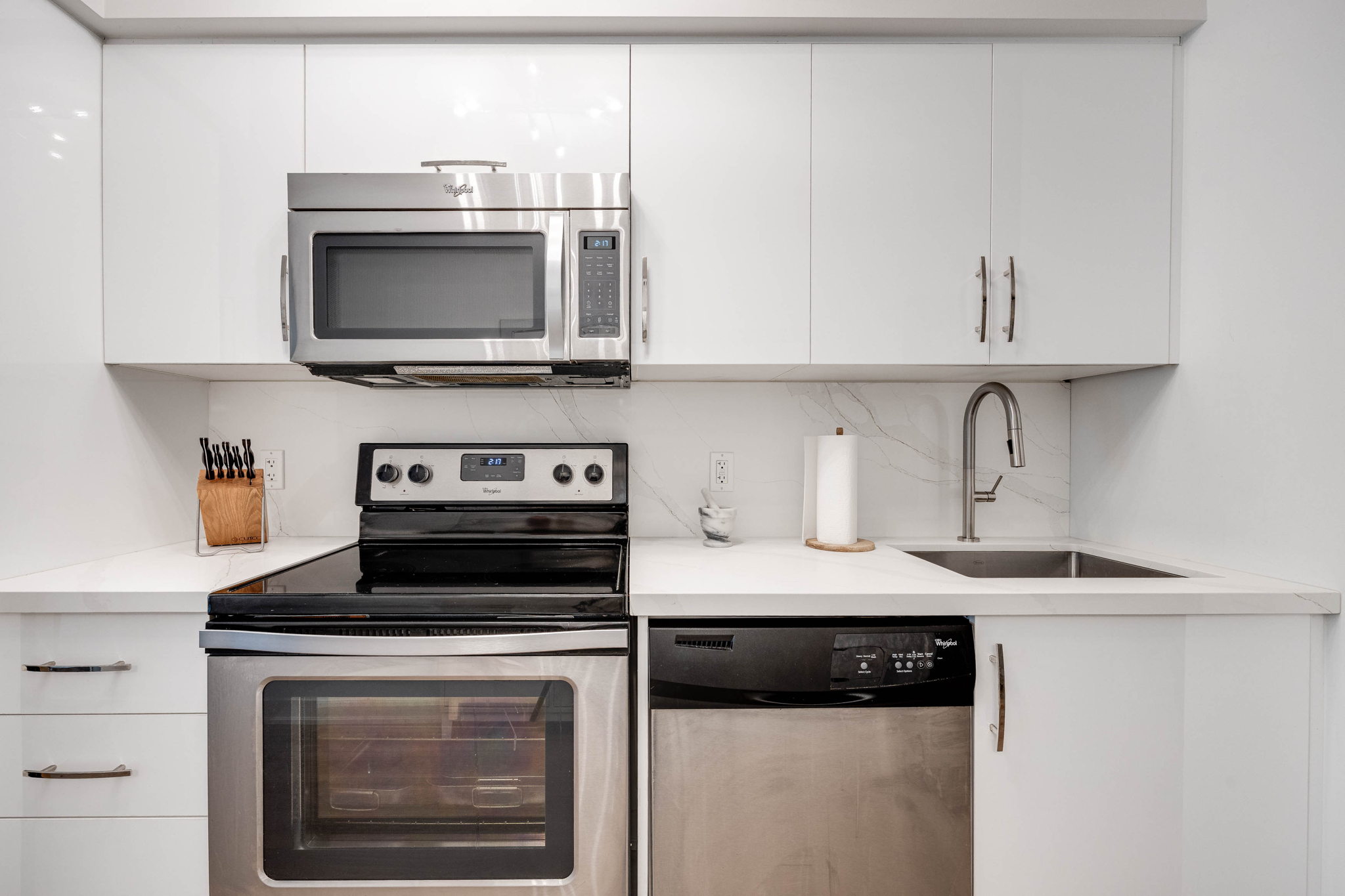 Toronto property showcase — delivered property photograph 19