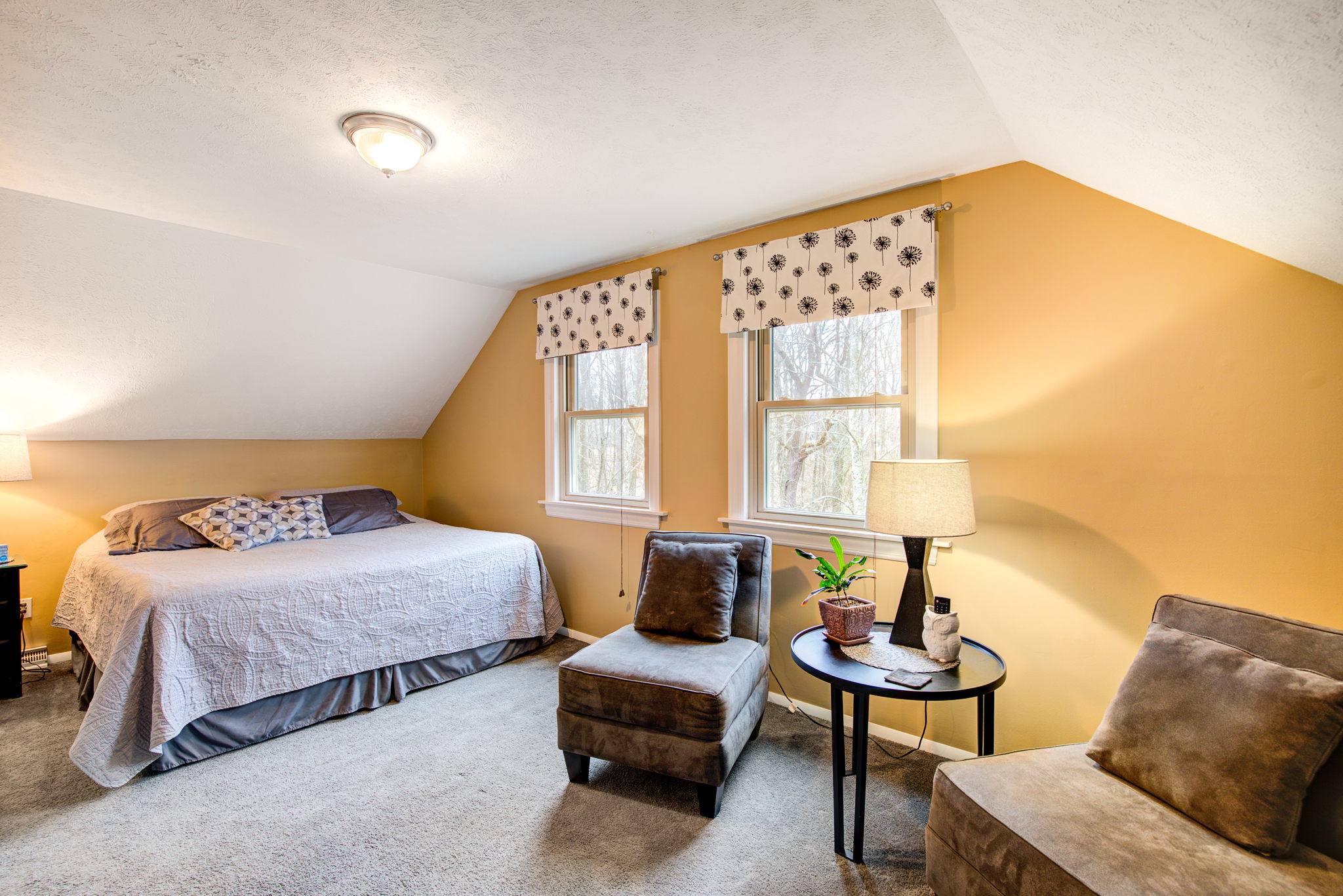 Upper Bedroom