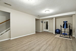  Photo 39