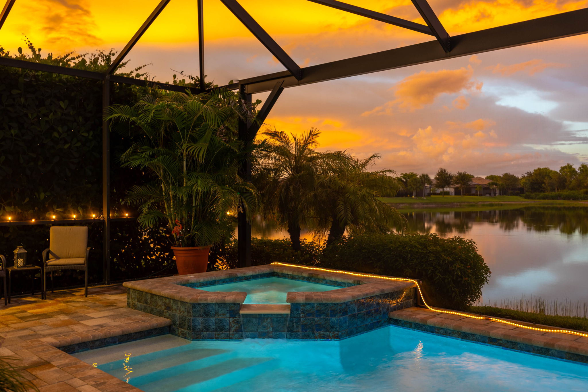 Pool -  and Spa Outdoor