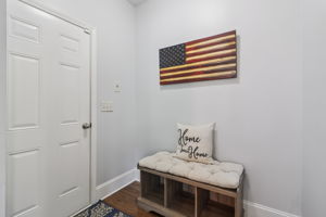 Amos Ln-0306-031
