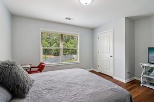 Amos Ln-0306-064