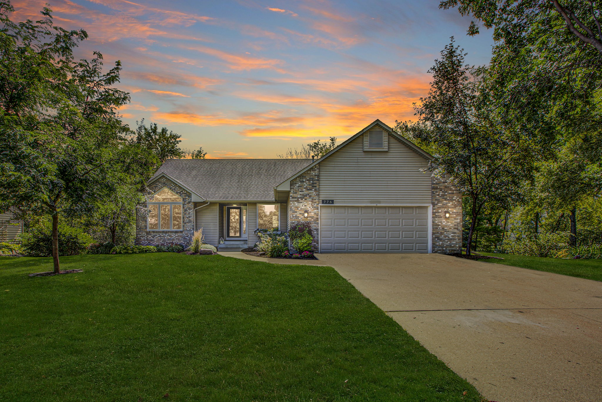 776 Ashley Drive, Chaska, MN 55318 ArchiPix