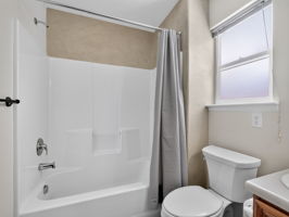  Photo 40