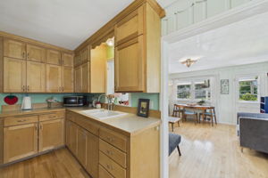  Photo 7