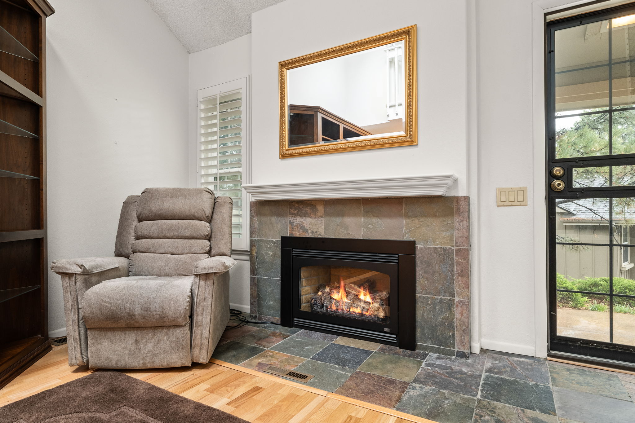 Living Room 4