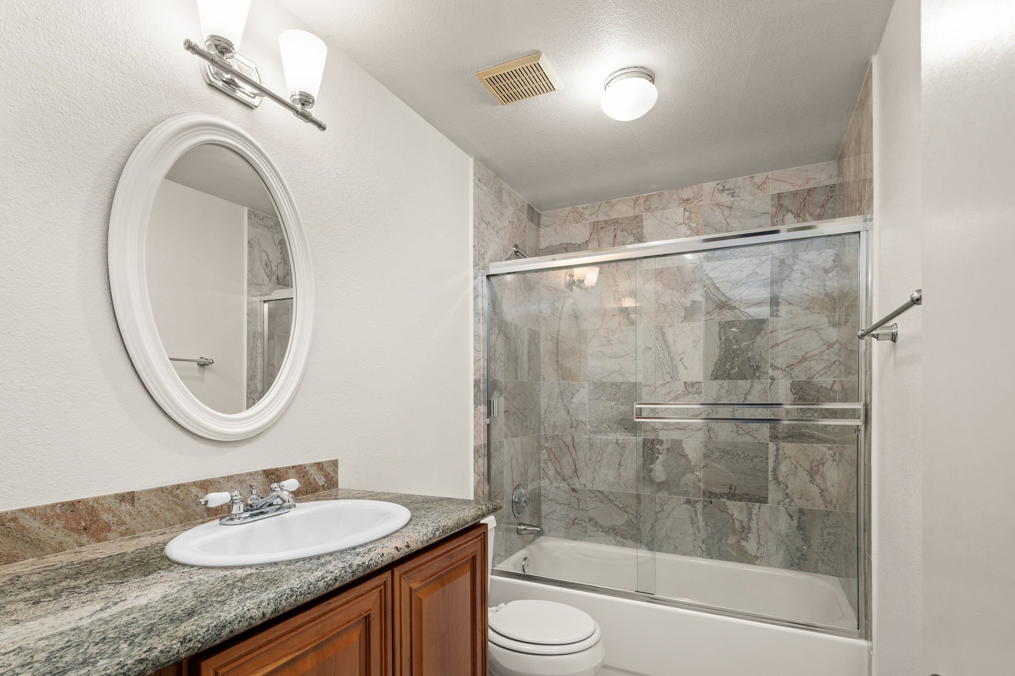 Upstairs Bath 1