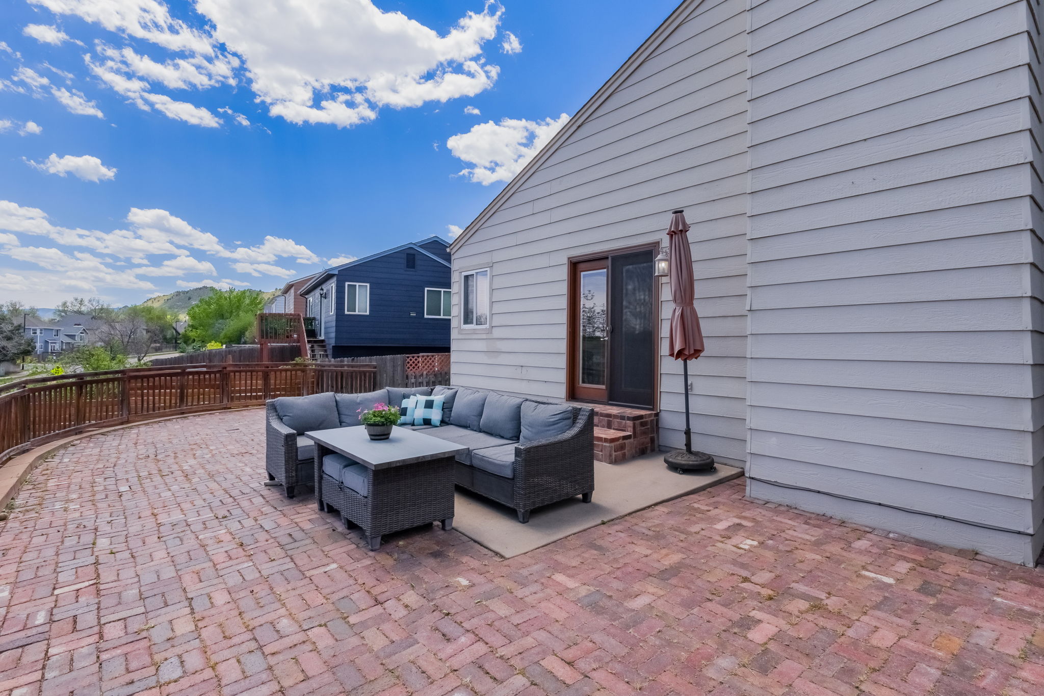  Photo 28
