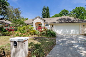 7765 Apple Tree Cir-03