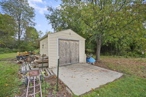  Photo 48