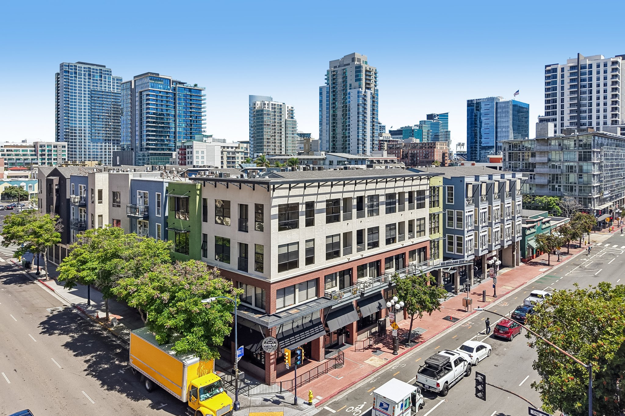 6th Ave 415-S2905-003.jpg