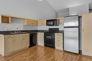 6th Ave 415-S2505-015.jpg