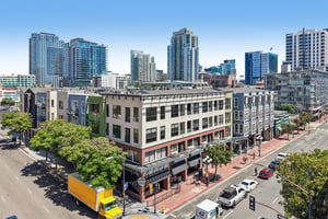 6th Ave 415-S2905-003.jpg