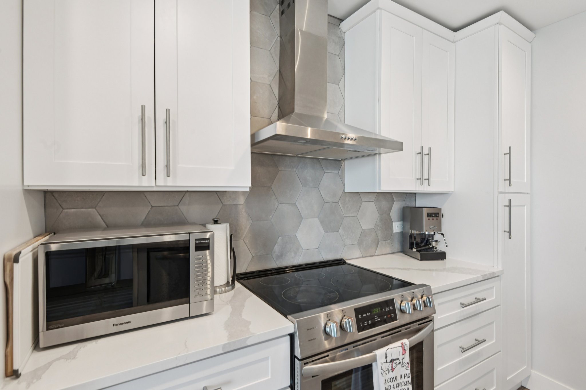 N Ashley Dr 1612-S0402-018.jpg