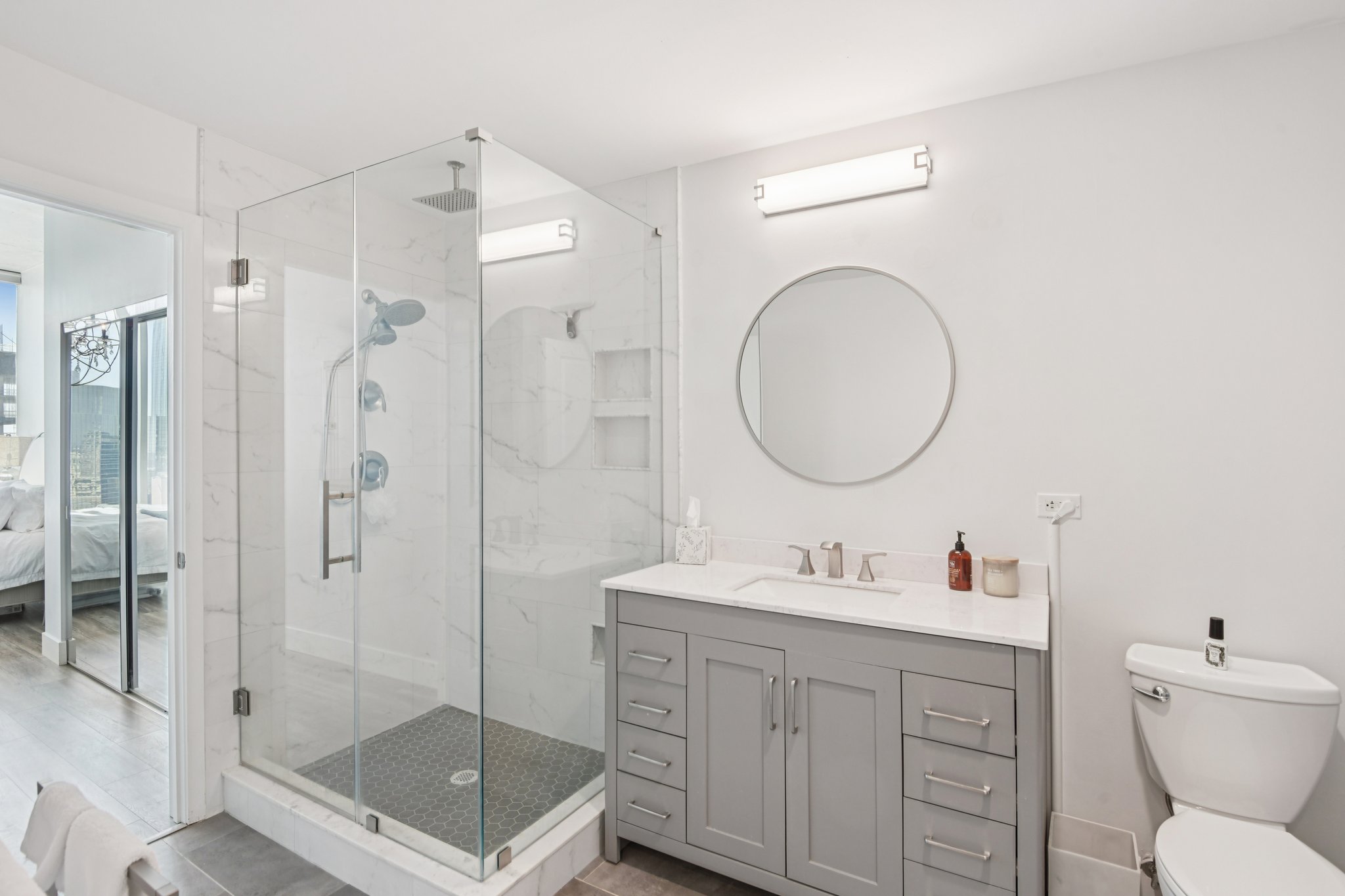 N Ashley Dr 1612-S0402-025.jpg