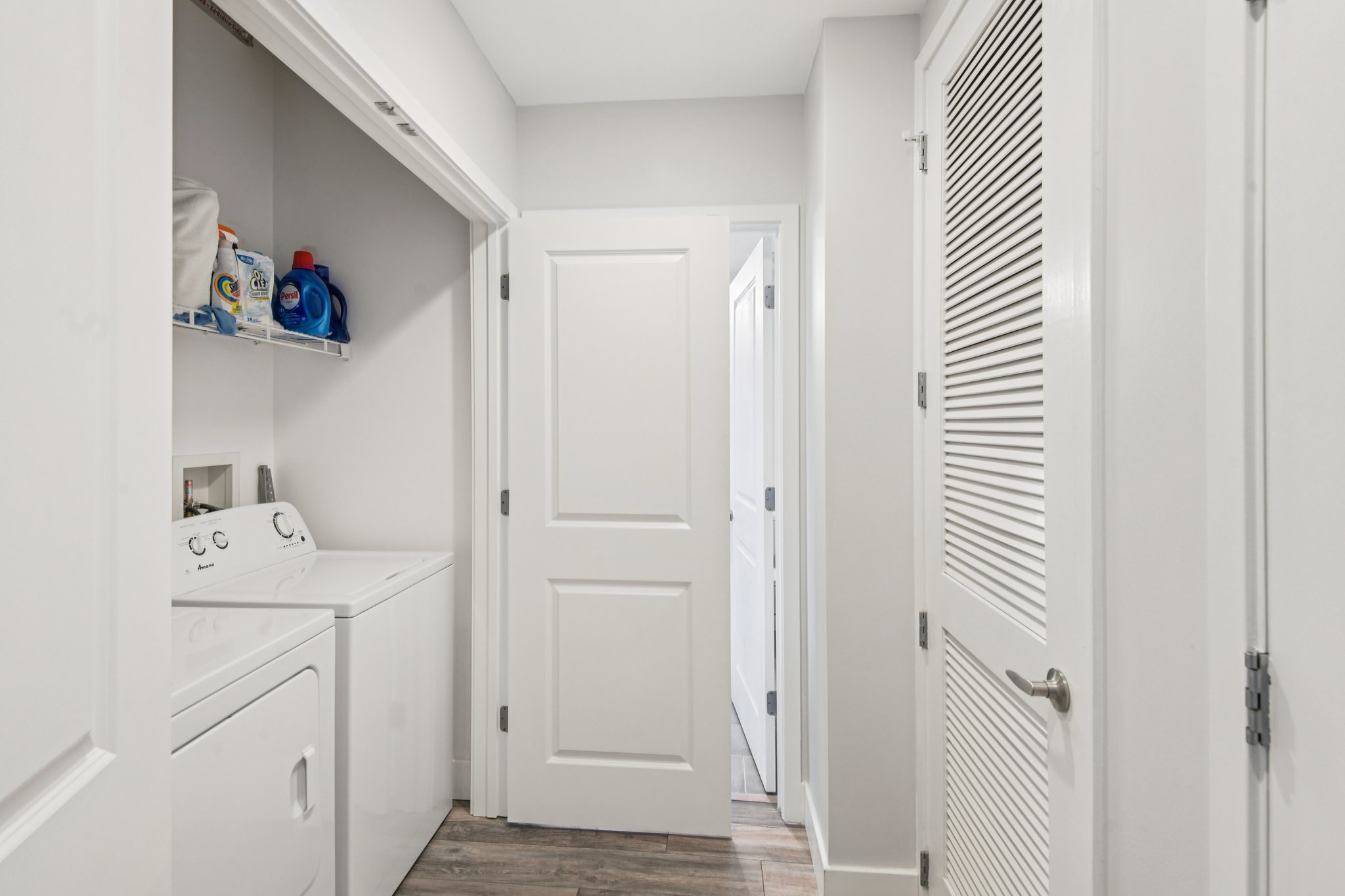 N Ashley Dr 1612-S0402-027.jpg