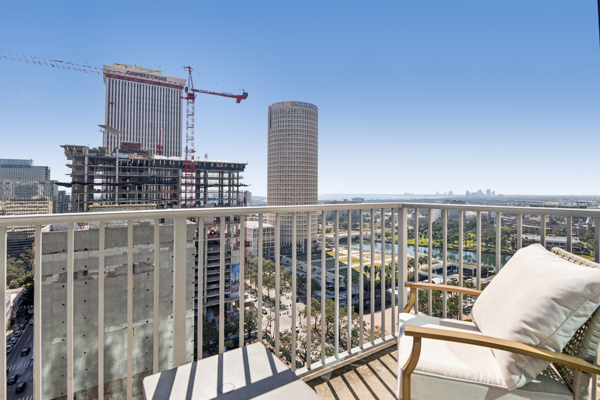 N Ashley Dr 1612-S0402-030.jpg