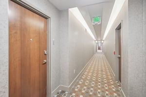 N Ashley Dr 1612-S0402-006.jpg