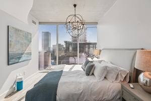 N Ashley Dr 1612-S0402-021.jpg