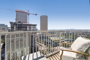 N Ashley Dr 1612-S0402-030.jpg