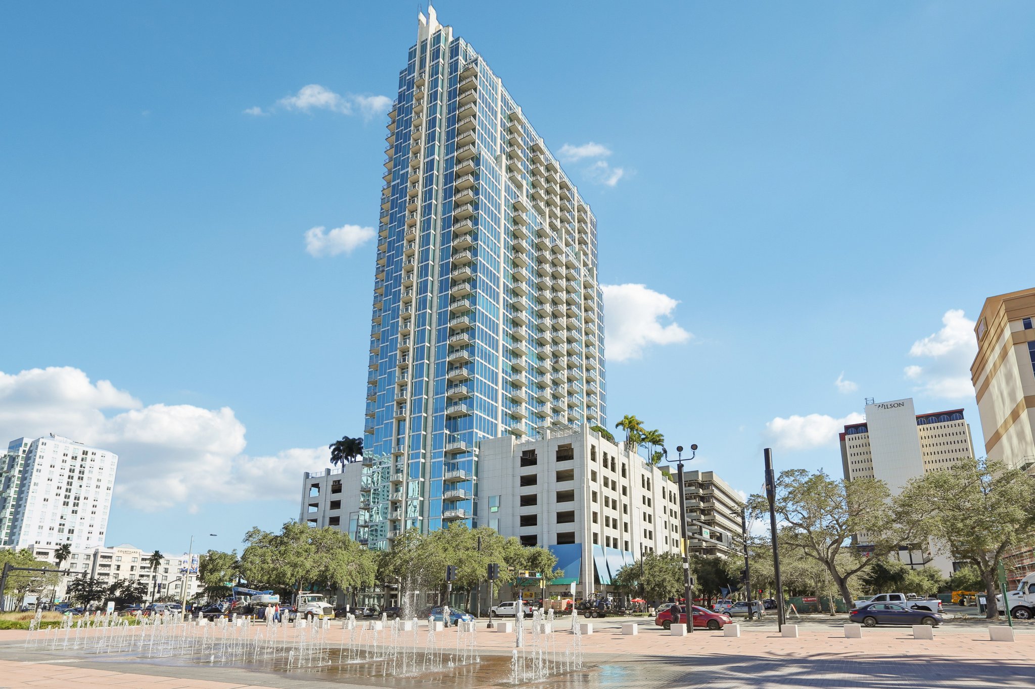N Ashley Dr-S1311-005.jpg
