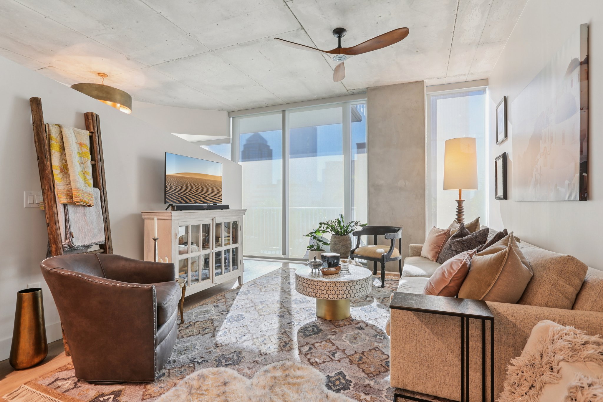 N Ashley Dr-S1311-013.jpg