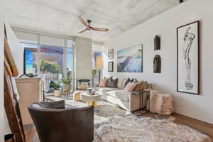 N Ashley Dr-S1311-011.jpg