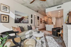 N Ashley Dr-S1311-015.jpg