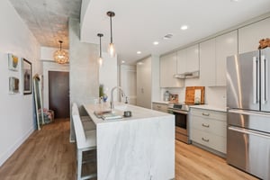 N Ashley Dr-S1311-018.jpg