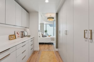 N Ashley Dr-S1311-027.jpg