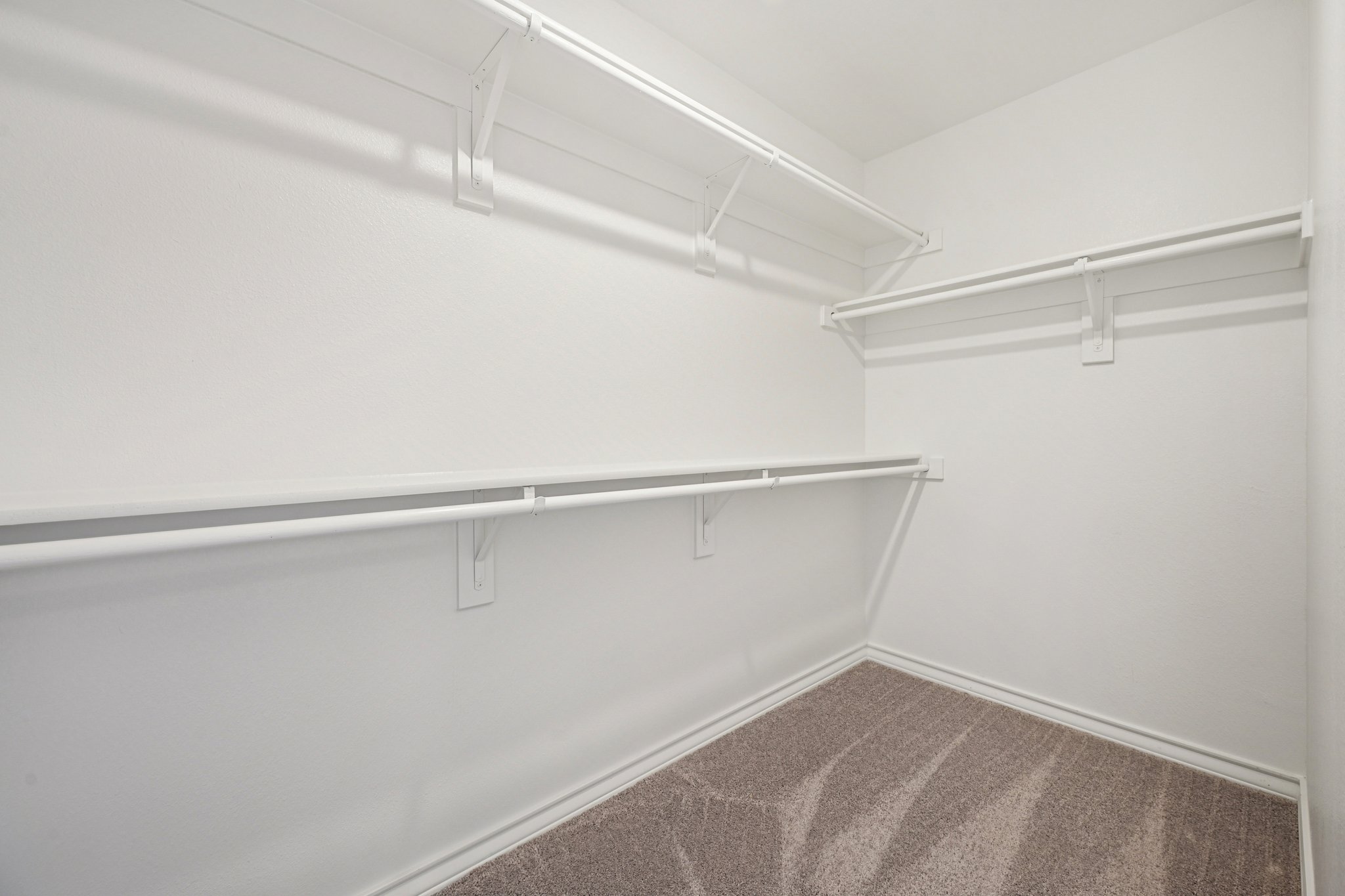 Saxony Dr-S1802-021.jpg