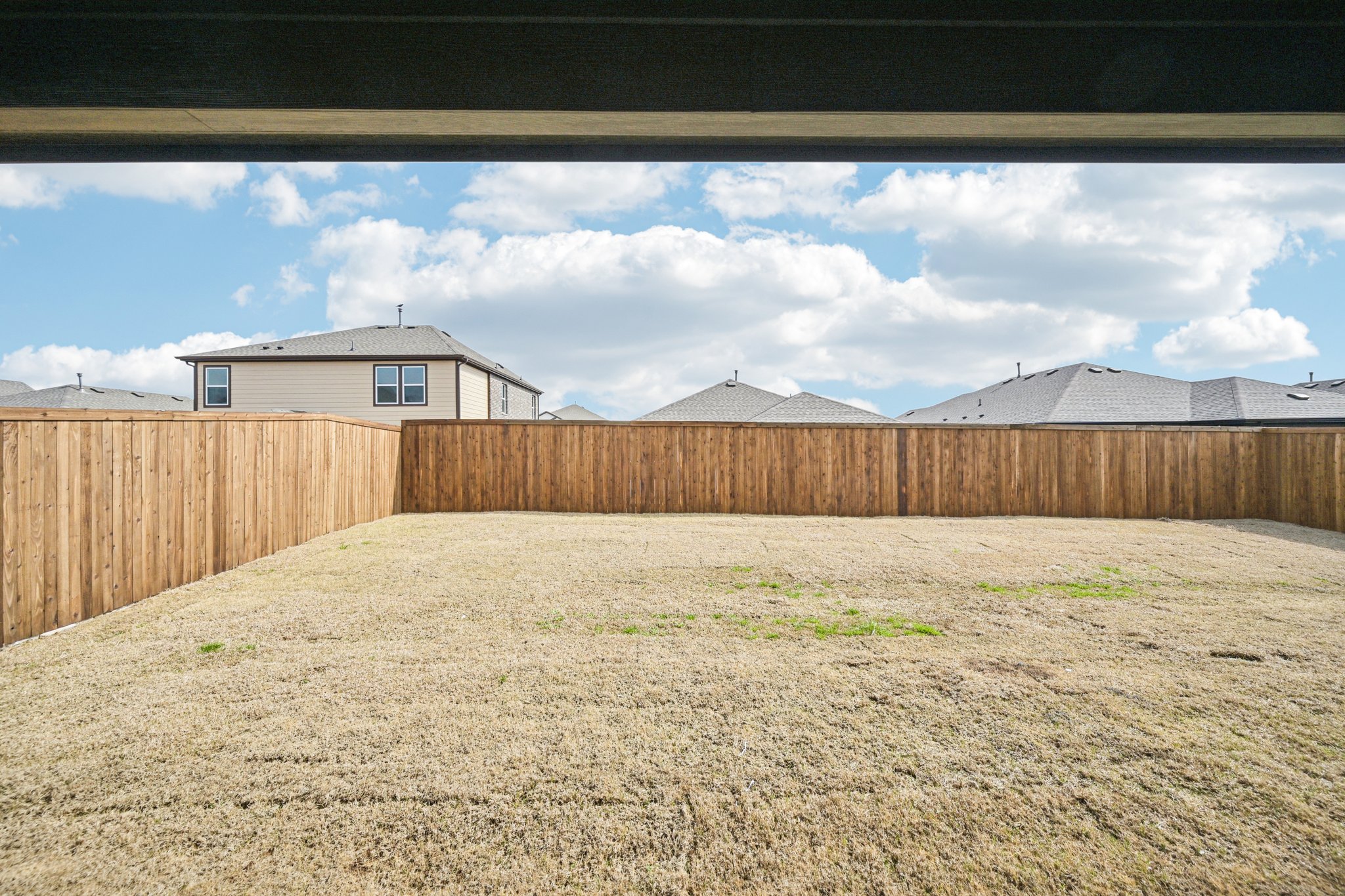 Saxony Dr-S1802-026.jpg