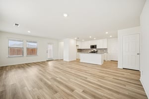 Saxony Dr-S1802-006.jpg