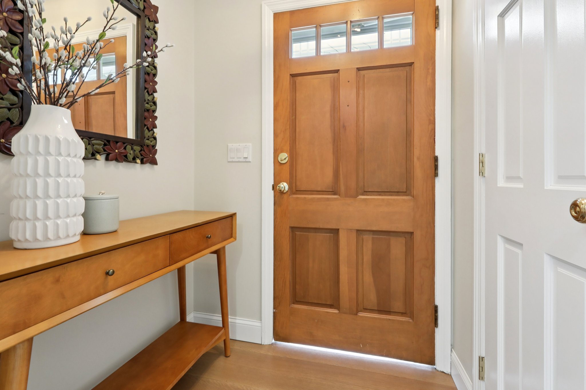 W Saddle River Rd-S0904-009.jpg