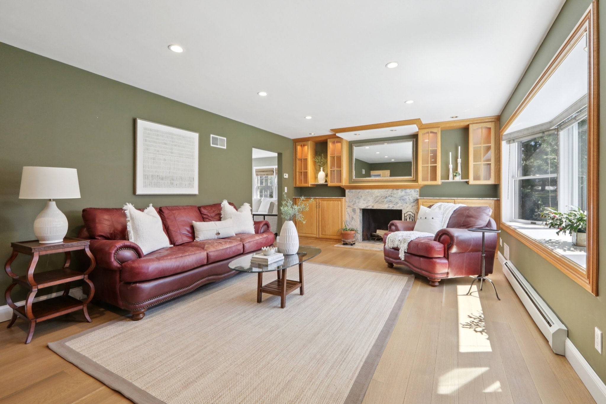 W Saddle River Rd-S0904-010.jpg