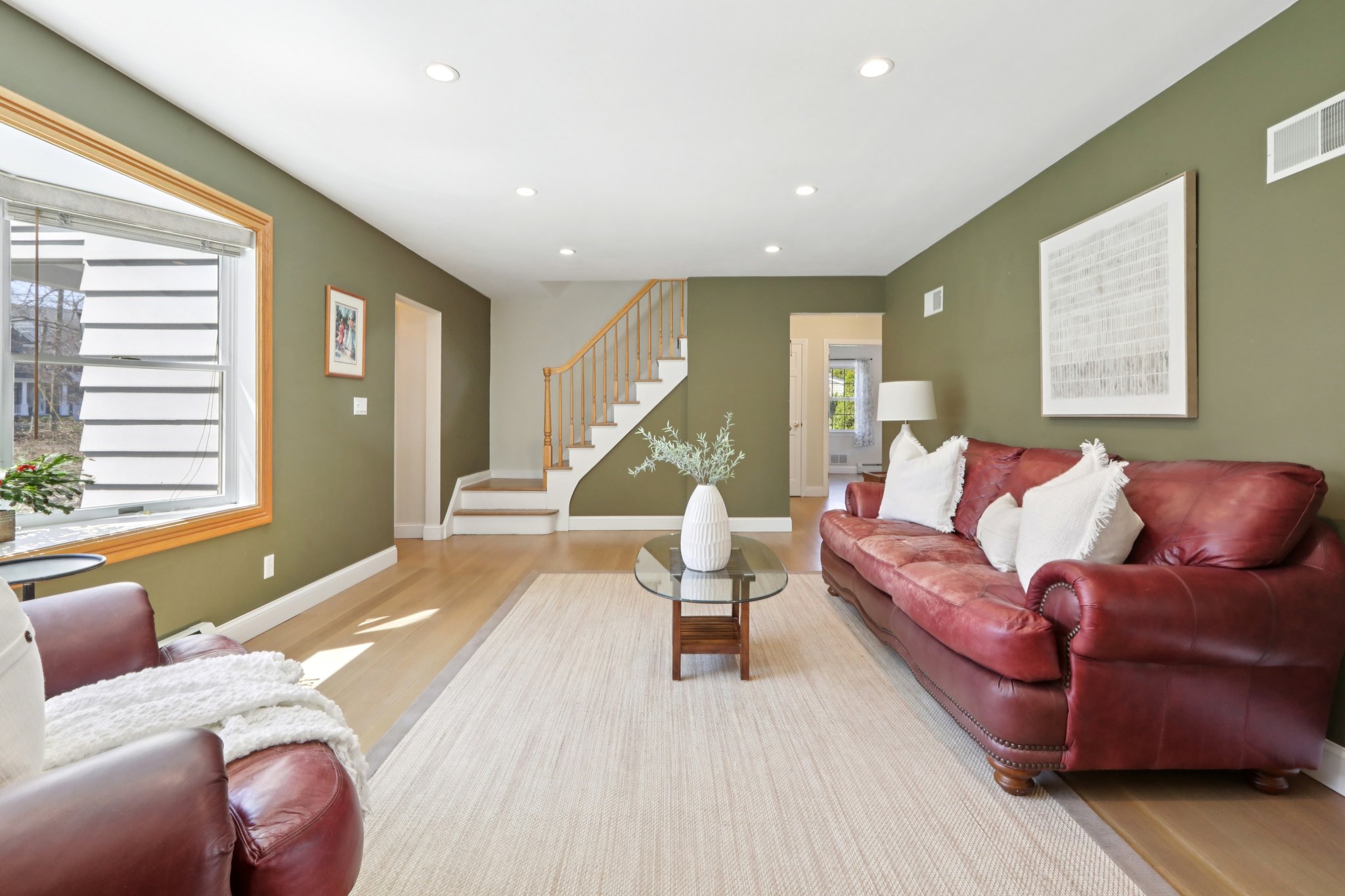 W Saddle River Rd-S0904-014.jpg